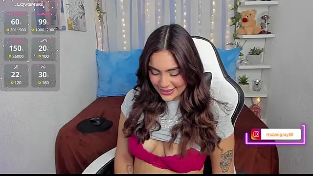 Snapshot of HazzelGray chatting on 02-26-25, 04:14 HazzelGray online show from 02-26-25, 04:14