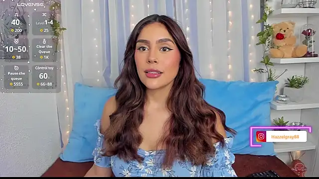 Snapshot of HazzelGray chatting on 02-28-25, 03:26 HazzelGray online show from 02-28-25, 03:26