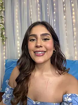 Snapshot of HazzelGray chatting on 02-28-25, 06:31 HazzelGray online show from 02-28-25, 06:31