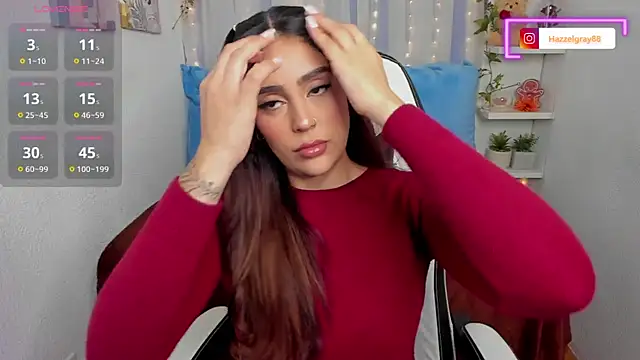 Snapshot of HazzelGray chatting on 09-20-25, 02:40 HazzelGray online show from 09-20-25, 02:40