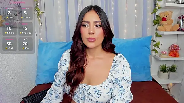 Snapshot of HazzelGray chatting on 10-17-25, 03:58 HazzelGray online show from 10-17-25, 03:58