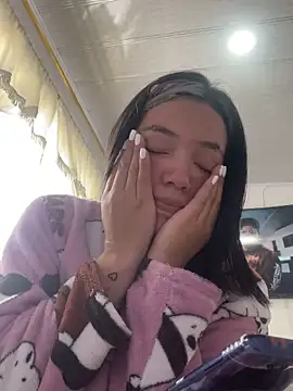 Snapshot of hannahb-e chatting on 03-20-25, 05:58 hannahb-e online show from 03-20-25, 05:58