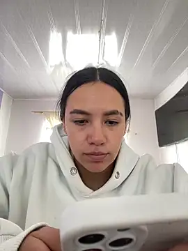 hannahb-e online show from 02-03-26, 04:01