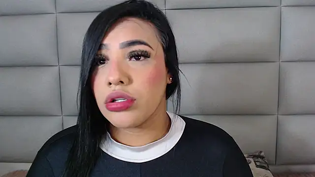 emily brontee  online show from 03-06-25, 01:35