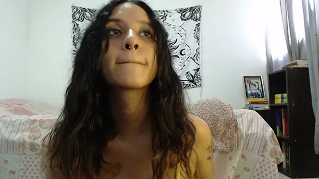 AlinaWoolf  online show from 01-28-25, 05:00