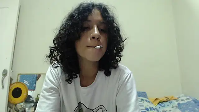 AlinaWoolf  online show from 05-05-26, 01:46
