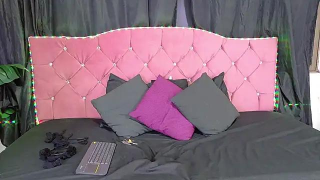 Cataleya divine online show from 03-12-26, 12:11