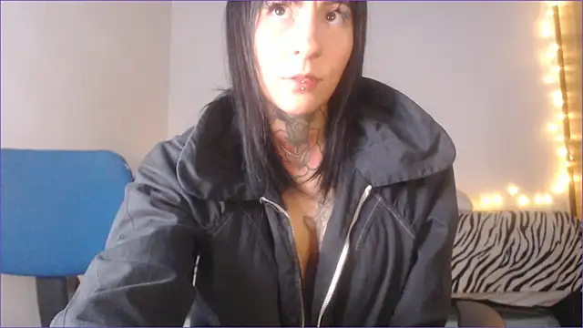 Tristan fantasycam online show from 01-11-25, 10:40