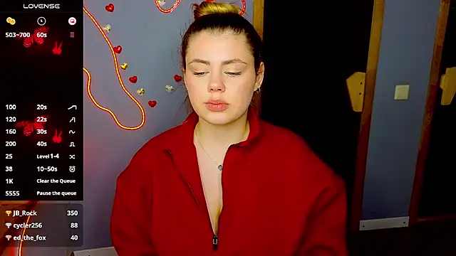 Snapshot of IsabellaBler chatting on 02-15-25, 03:50 IsabellaBler online show from 02-15-25, 03:50