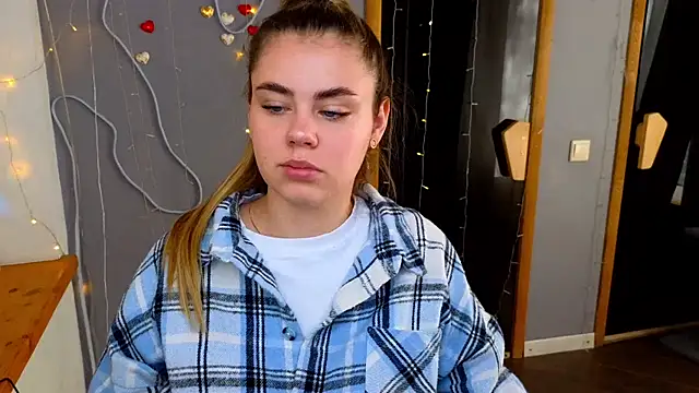 Snapshot of IsabellaBler chatting on 09-21-25, 05:31 IsabellaBler online show from 09-21-25, 05:31