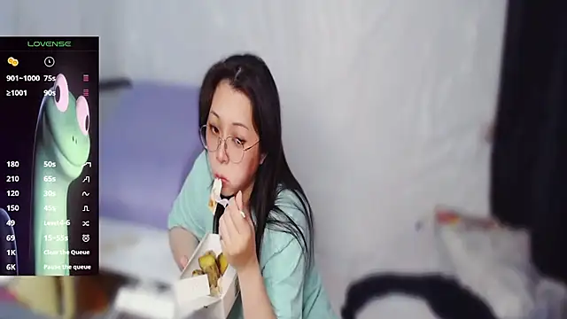 mememe 1006  online show from 04-24-26, 05:43