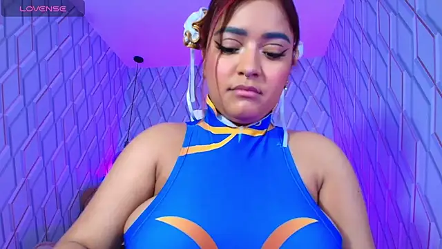 NicolleTaylor online show from 09-19-25, 03:41