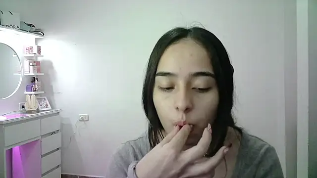 Snapshot of aineangeel chatting on 01-08-26, 12:46 aineangeel online show from 01-08-26, 12:46