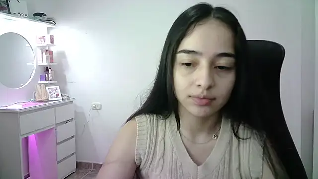 Snapshot of aineangeel chatting on 01-12-26, 12:49 aineangeel online show from 01-12-26, 12:49