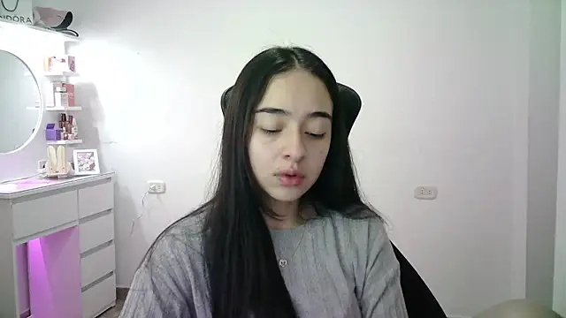 Snapshot of aineangeel chatting on 02-11-26, 01:16 aineangeel online show from 02-11-26, 01:16