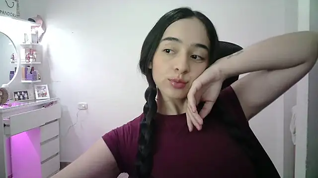 Snapshot of aineangeel chatting on 04-07-26, 07:58 aineangeel online show from 04-07-26, 07:58