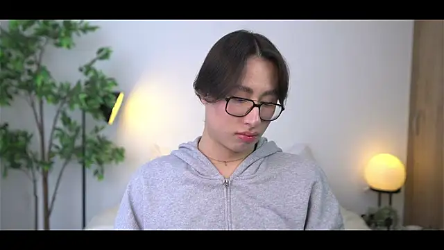 SrLuis18 online show from 01-08-26, 06:54