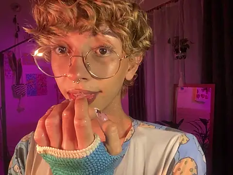 lyamthommpson online show from 02-28-26, 03:51