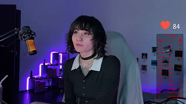 deadlysweet online show from 02-12-25, 04:54