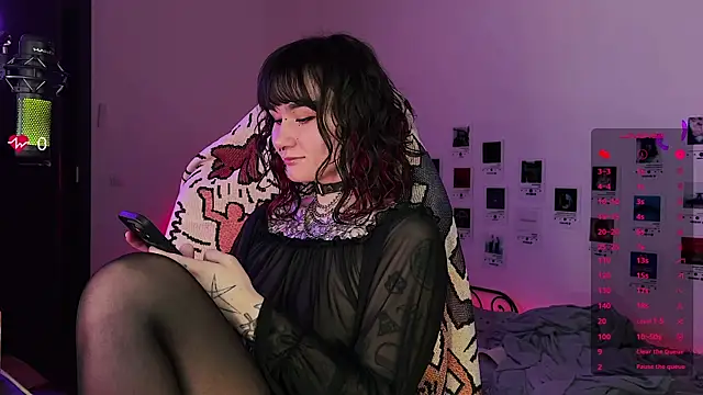 deadlysweet online show from 09-14-25, 02:44