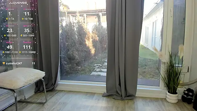 Selena Reeves online show from 03-08-25, 06:54