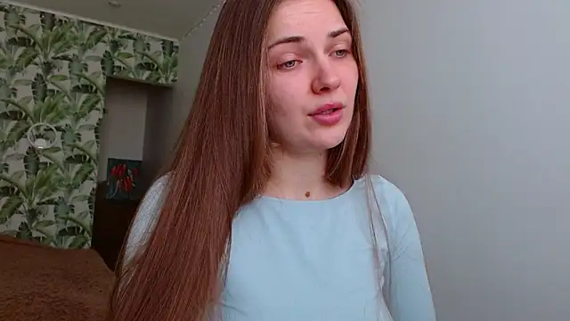 Olivia shine online show from 02-22-25, 05:34