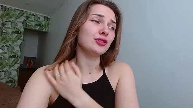 Olivia shine online show from 03-14-25, 05:27