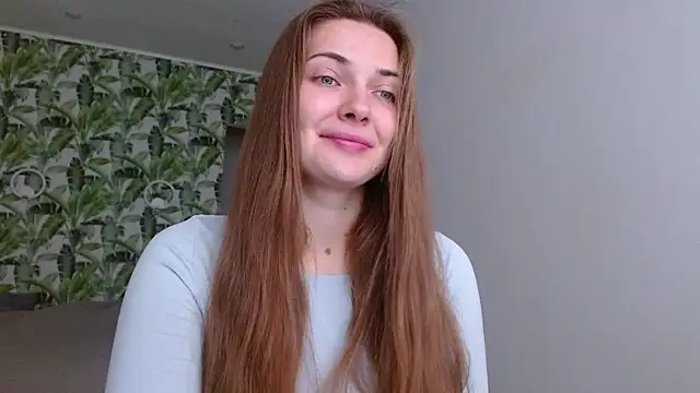 Olivia shine online show from 10-17-25, 04:26