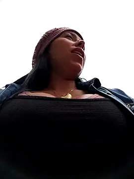 Emily Wane online show from 03-11-25, 05:57