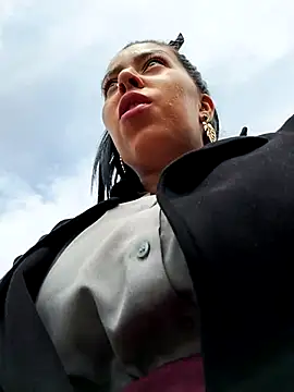 Emily Wane online show from 03-12-25, 03:07