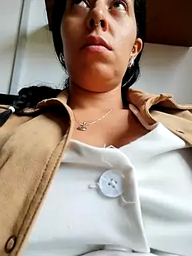 Emily Wane online show from 02-10-26, 04:33