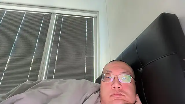 slaveasianboy online show from 05-11-26, 04:04