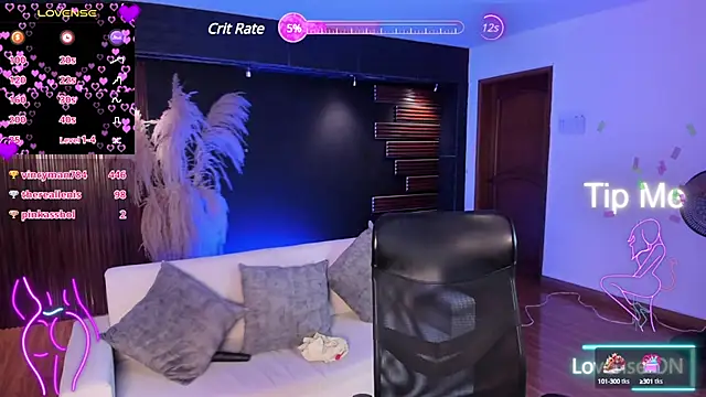 Snapshot of victoria_mooree chatting on 02-19-25, 01:18 victoria mooree online show from 02-19-25, 01:18