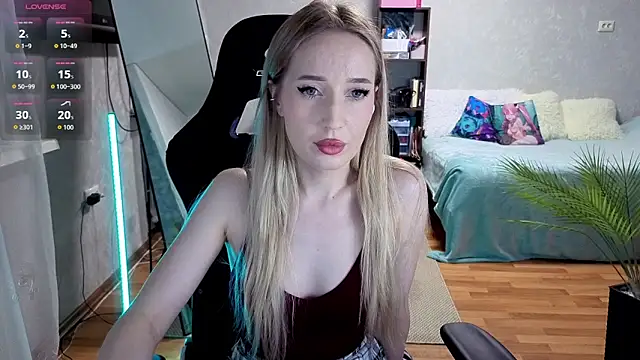 Little Soph online show from 09-25-25, 12:58