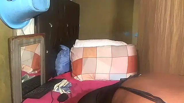 Snapshot of BustyLisa866 chatting on 11-20-25, 10:42 BustyLisa866 online show from 11-20-25, 10:42