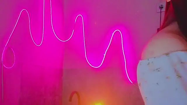 YasmineWest online show from 11-19-25, 05:46