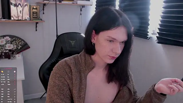 carthylovvve online show from 02-09-25, 01:03