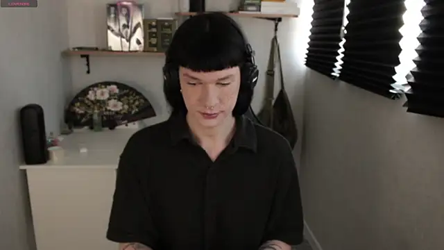 carthylovvve online show from 03-07-25, 08:56