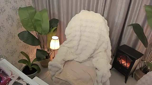 Snapshot of Minami_686 chatting on 01-28-25, 03:25 Minami 686 online show from 01-28-25, 03:25