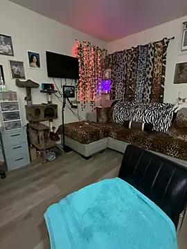 fatfabulous1981 online show from 01-24-25, 02:07