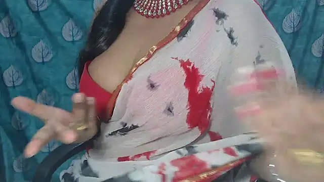 Sophia your online show from 03-13-25, 04:49