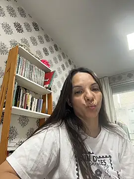 samilux5 online show from 04-21-26, 04:01