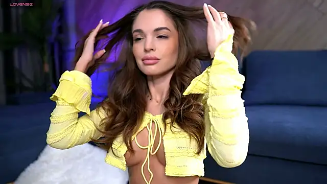 EsmeAinsley online show from 12-04-25, 01:48