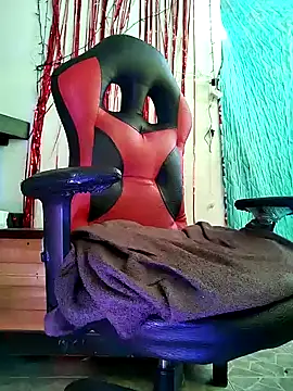 Snapshot of samy_belly32 chatting on 12-16-24, 12:49 samy belly32 online show from 12-16-24, 12:49