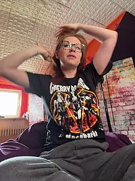 die-EinHORNY-WG online show from 05-06-26, 07:35