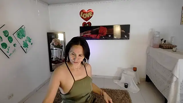 lollita 23  online show from 05-04-26, 08:16