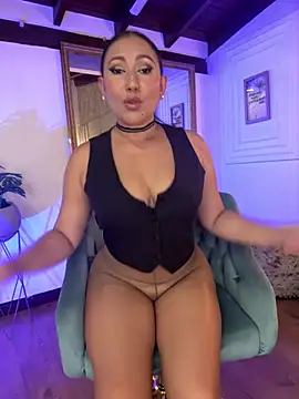 Victoria-Harper online show from 03-04-25, 12:22