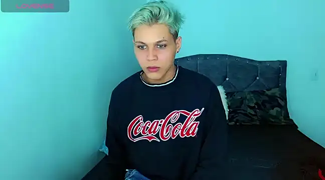 Liamscott  online show from 01-29-25, 04:26