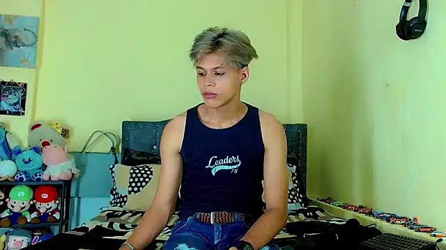 Liamscott  online show from 04-24-26, 11:18