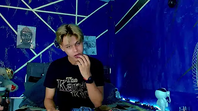 Liamscott  online show from 06-03-26, 05:29